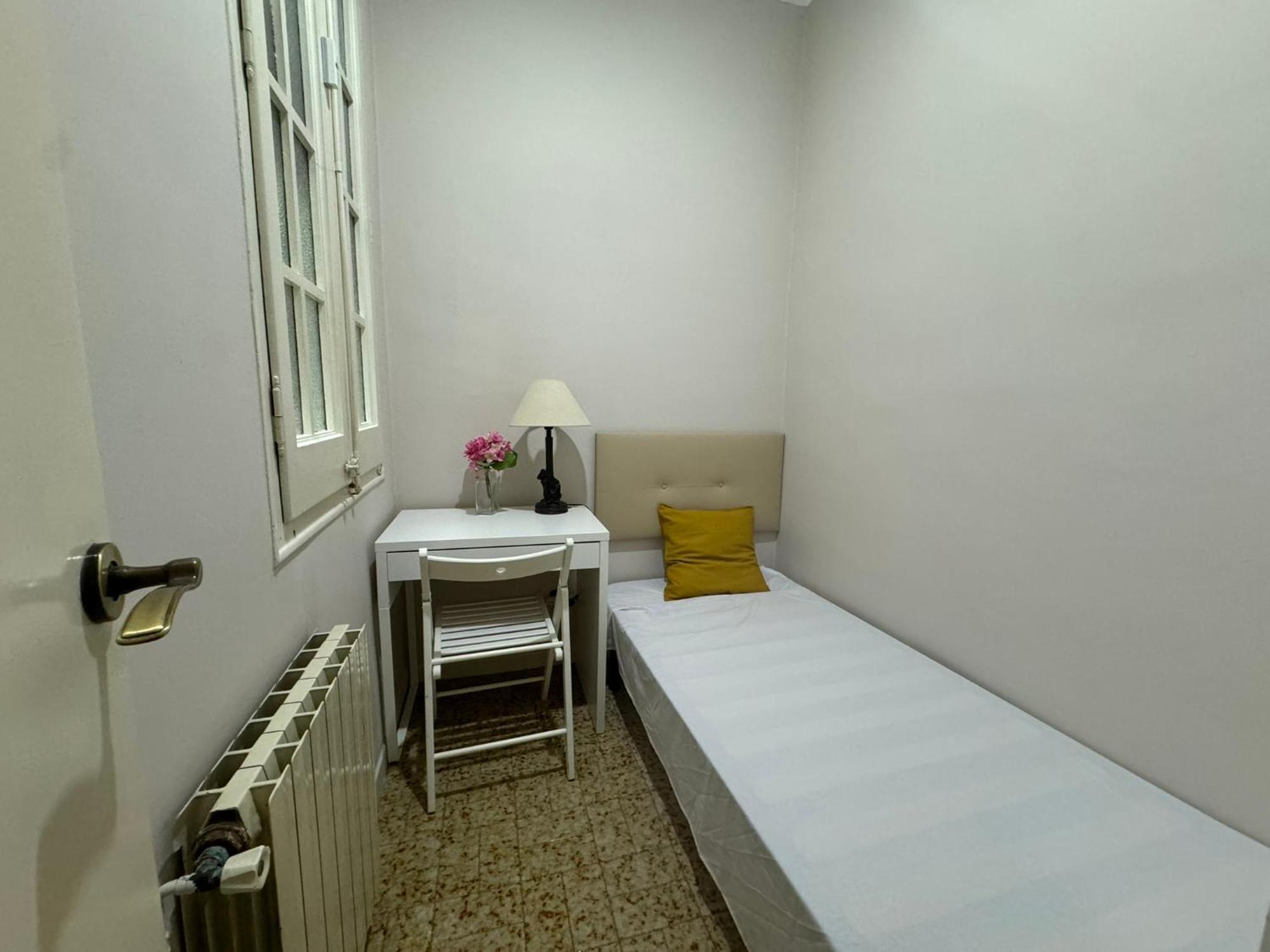 Gran Via Apartment *